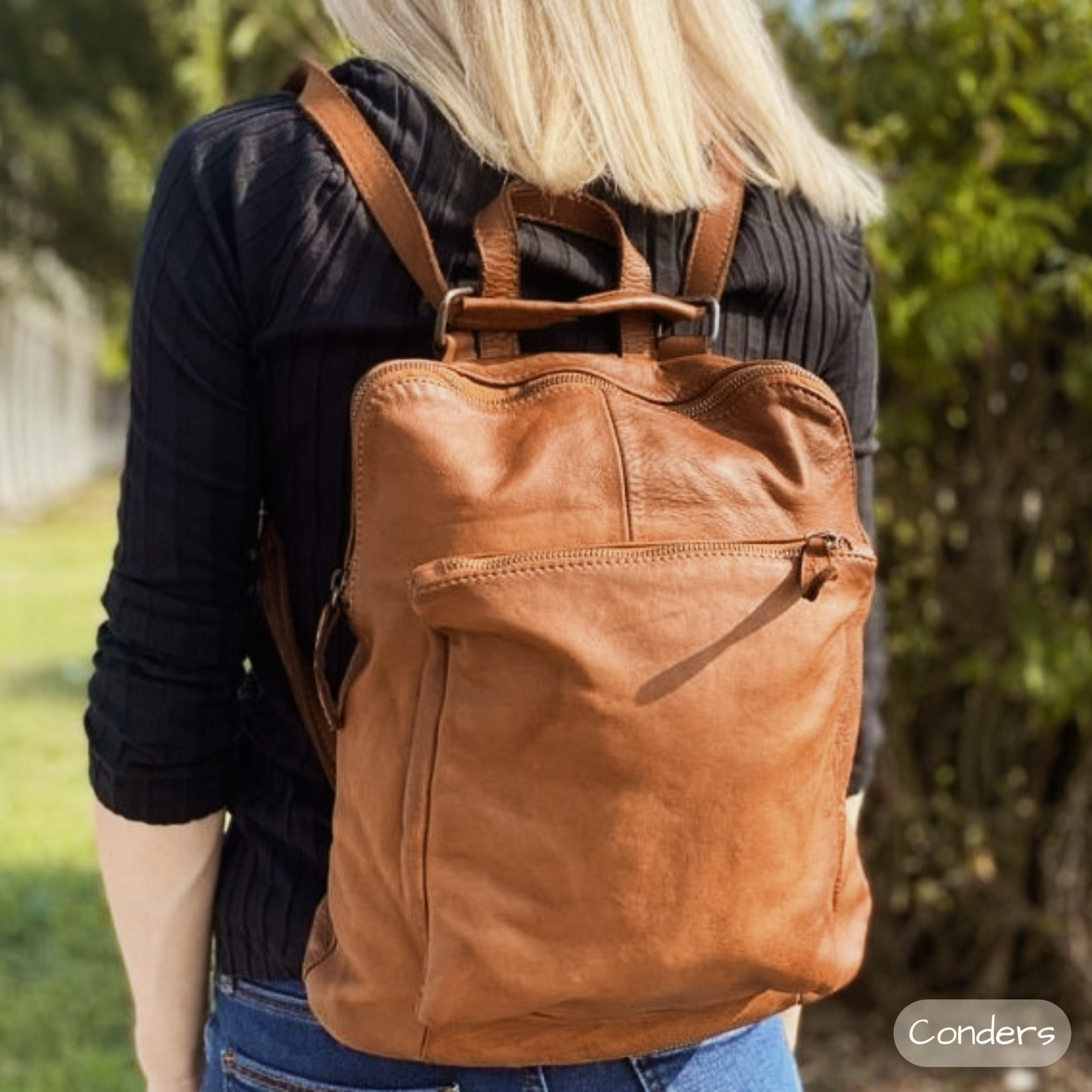 Travel-Ready Leather Bags: What to Pack, What to Choose & How to Wear It